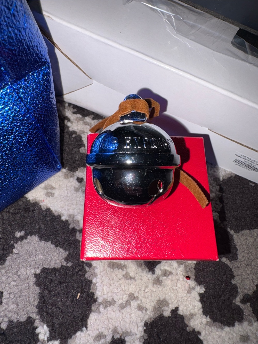 Polar Express bundle. - Picture 4 of 5